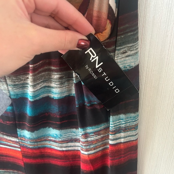 RN Studio printed dress - Picture 6 of 7